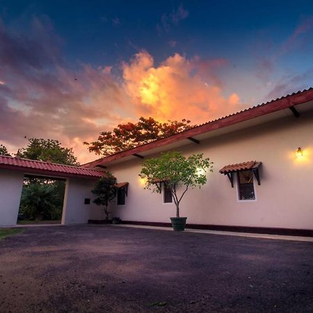 The Buena Vista แคนดี้ ภายนอก รูปภาพ